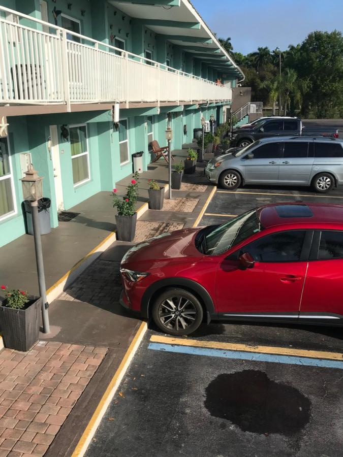 Immokalee Inn Екстериор снимка